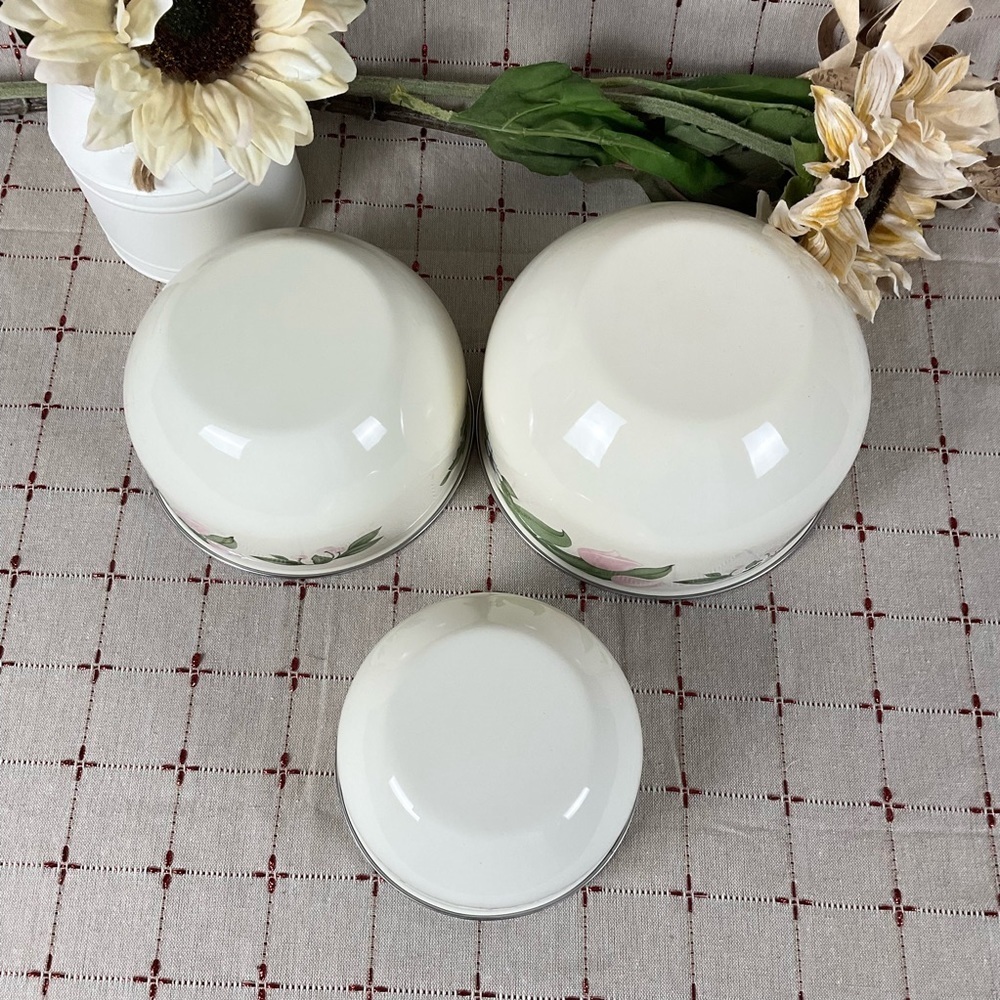 Pfaltzgraff Garden Party Enamel & Metal Mixing Bowls Set of 3 Garden Impressions - Picture 5 of 9
